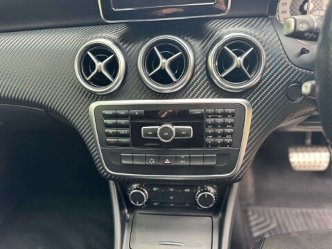Mercedes-Benz A Class 1.5 A180 BlueEfficiency AMG Sport CDi Auto 5dr 40