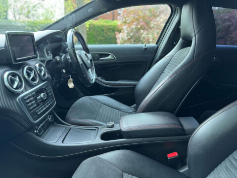 Mercedes-Benz A Class 1.5 A180 BlueEfficiency AMG Sport CDi Auto 5dr 55