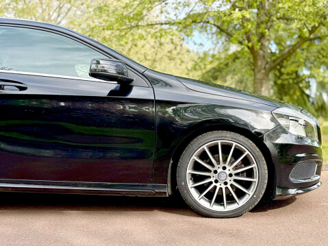 Mercedes-Benz A Class 1.5 A180 BlueEfficiency AMG Sport CDi Auto 5dr 61
