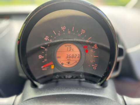 Toyota Aygo 1.0 Aygo X VVT-i 3dr 39