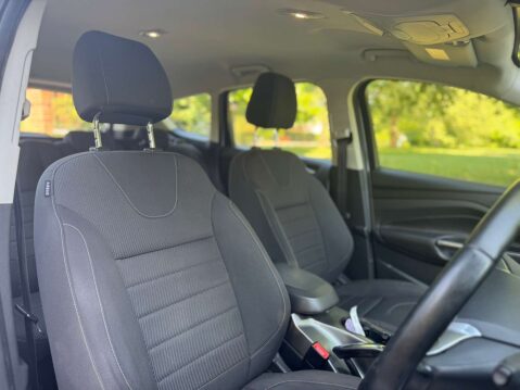Ford Kuga 2.0 Kuga Zetec 4x4 TDCi Auto 4WD 5dr 33