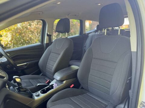 Ford Kuga 2.0 Kuga Zetec 4x4 TDCi Auto 4WD 5dr 59