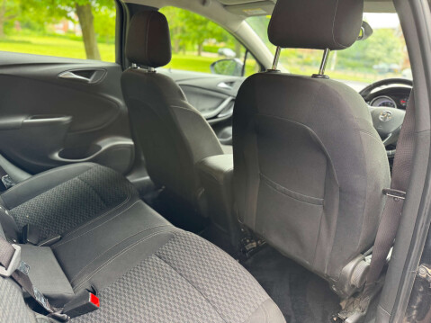 Vauxhall Astra 1.0 Astra SRi Ecotec S/S 5dr 32