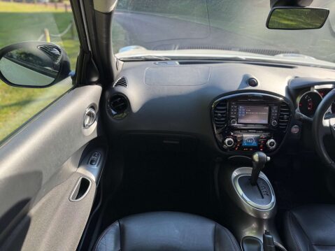 Nissan Juke 1.6 Juke Tekna CVT 5dr 21