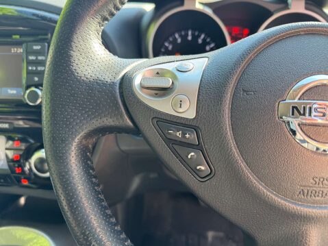Nissan Juke 1.6 Juke Tekna CVT 5dr 30