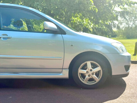Toyota Corolla 1.6 Corolla T3 VVTi 5dr 18