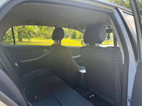 Toyota Corolla 1.6 Corolla T3 VVTi 5dr 31