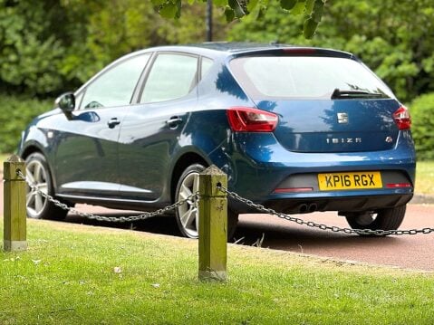 SEAT Ibiza 1.0 Ibiza FR EcoTSI Semi-Auto 5dr 4