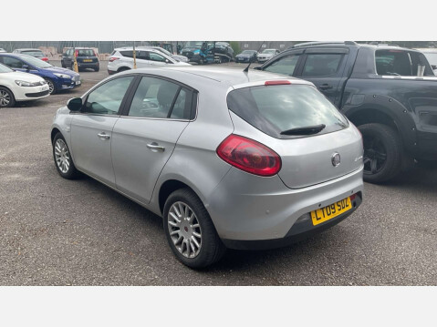 Fiat Bravo 1.6 Bravo Dynamic MultiJet Semi-Auto 5dr 3