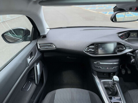 Peugeot 308 1.6 HDi Active 15
