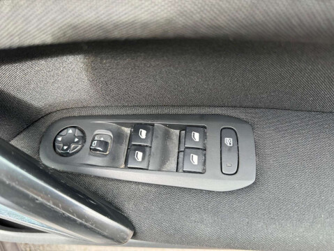 Peugeot 308 1.6 HDi Active 30