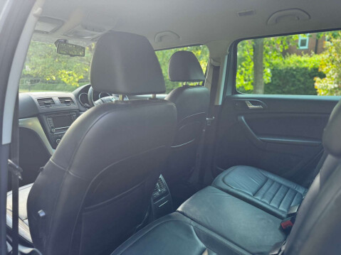Skoda Yeti 2.0 Yeti Elegance TDI CR 4x4 Semi-Auto 4WD 5dr 31