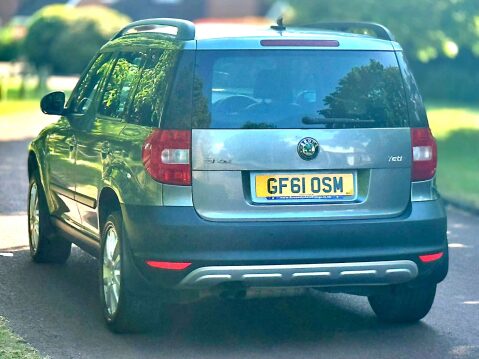 Skoda Yeti 2.0 Yeti Elegance TDI CR 4x4 Semi-Auto 4WD 5dr 4