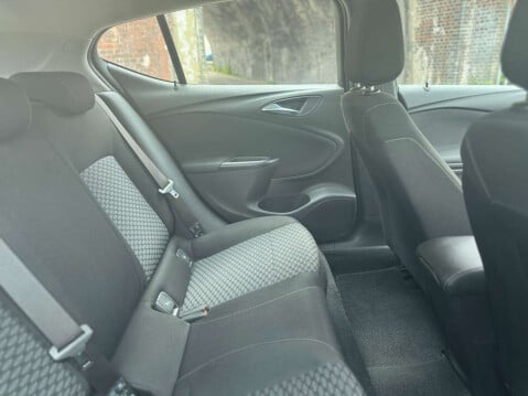 Vauxhall Astra 1.6 Astra Tech Line CDTi ecoFLEX S/S 5dr 36