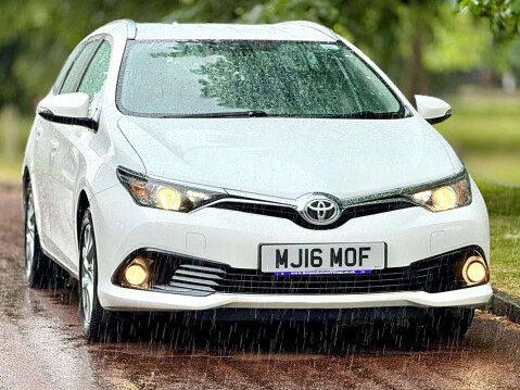 Toyota Auris 1.2 Auris Business Edition VVT-i 5dr 9