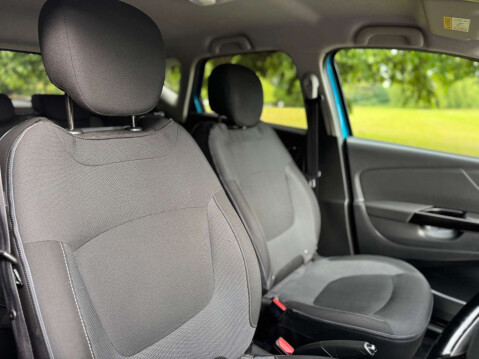 Renault Captur 1.2 Captur Dynamique MediaNav TCe Auto 5dr 28
