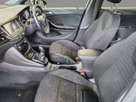 Vauxhall Astra 1.4 Astra SRI 5dr 6
