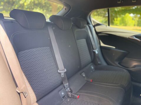 Vauxhall Astra 1.4 Astra SRI 5dr 29