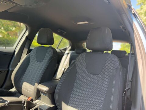 Vauxhall Astra 1.4 Astra SRI 5dr 46