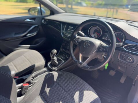 Vauxhall Astra 1.4 Astra SRI 5dr 22
