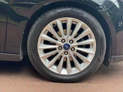 Ford Focus 1.0 Focus Titanium X 5dr 12