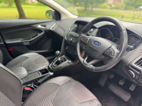 Ford Focus 1.0 Focus Titanium X 5dr 24