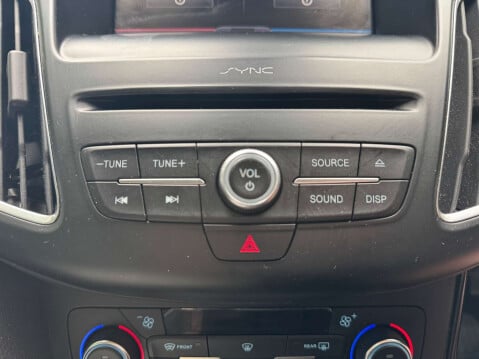 Ford Focus 1.0 Focus Titanium X 5dr 28