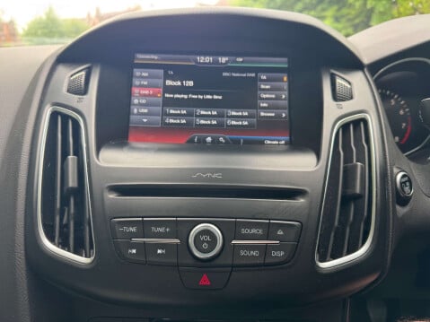 Ford Focus 1.0 Focus Titanium X 5dr 30
