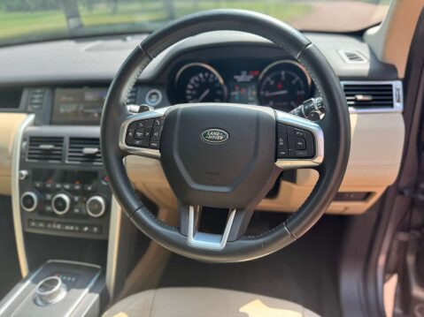 Land Rover Discovery Sport 2.2 Discovery Sport HSE SD4 Auto 4WD 5dr 57