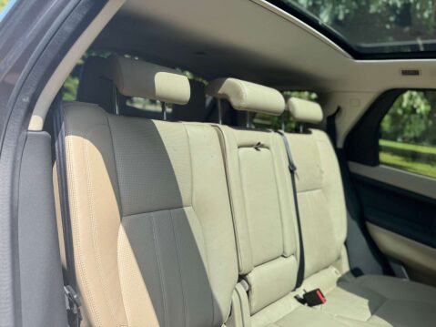 Land Rover Discovery Sport 2.2 Discovery Sport HSE SD4 Auto 4WD 5dr 37