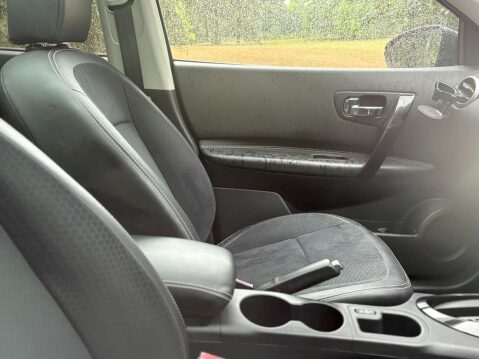 Nissan Qashqai 1.6 Qashqai 360 CVT 5dr 9