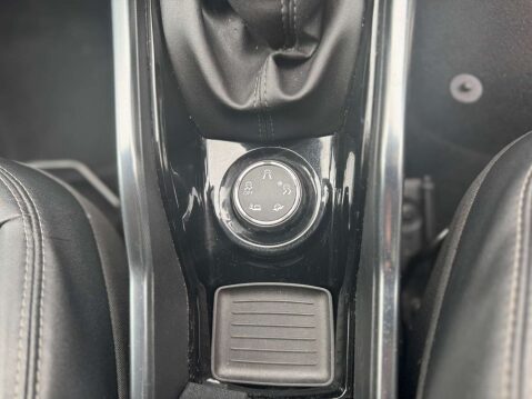Peugeot 2008 1.6 2008 Allure e-HDi 5dr 23