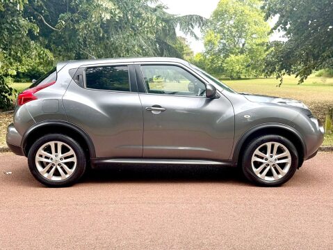 Nissan Juke 1.6 Juke Tekna CVT 5dr 28