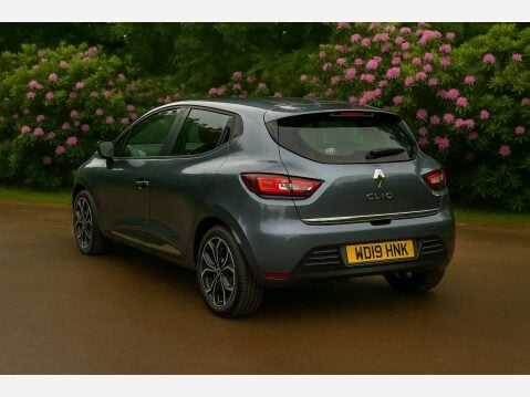 Renault Clio 1.5 Clio Iconic dCi Auto 5dr 2