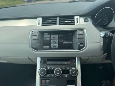 Land Rover Range Rover Evoque 2.2 Range Rover Evoque Pure Tech SD4 4WD 5dr 20