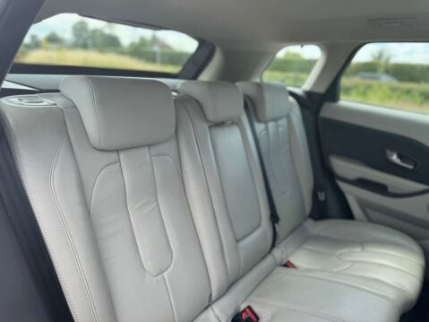 Land Rover Range Rover Evoque 2.2 Range Rover Evoque Pure Tech SD4 4WD 5dr 23