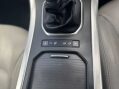Land Rover Range Rover Evoque 2.2 Range Rover Evoque Pure Tech SD4 4WD 5dr 37