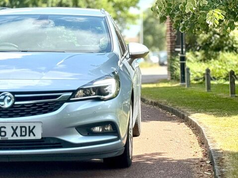 Vauxhall Astra 1.6 Astra Elite Nav CDTi Auto 5dr 9