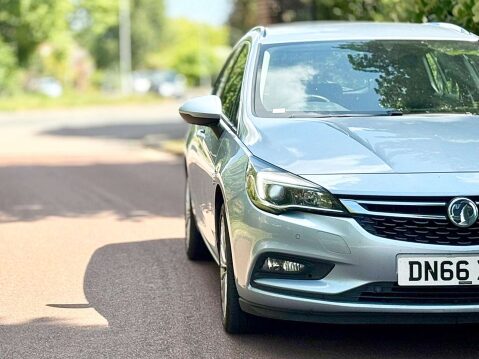 Vauxhall Astra 1.6 Astra Elite Nav CDTi Auto 5dr 65
