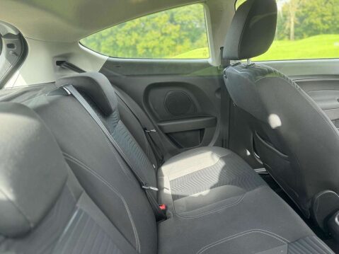 Ford Fiesta 1.3 Zetec 33