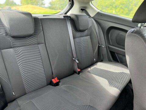 Ford Fiesta 1.3 Zetec 36