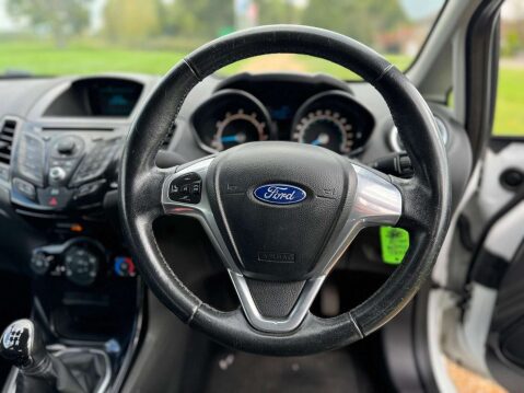Ford Fiesta 1.3 Zetec 49