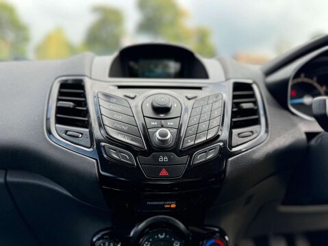 Ford Fiesta 1.3 Zetec 27
