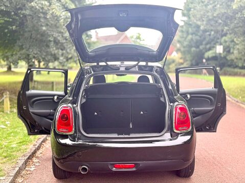 Mini Hatch 1.5 Cooper 5dr 51