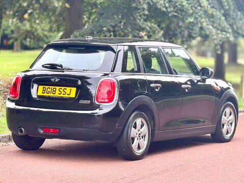 Mini Hatch 1.5 Cooper 5dr 20