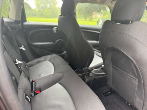 Mini Hatch 1.5 Cooper 5dr 34