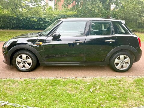 Mini Hatch 1.5 Cooper 5dr 15