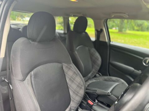 Mini Hatch 1.5 Cooper 5dr 28