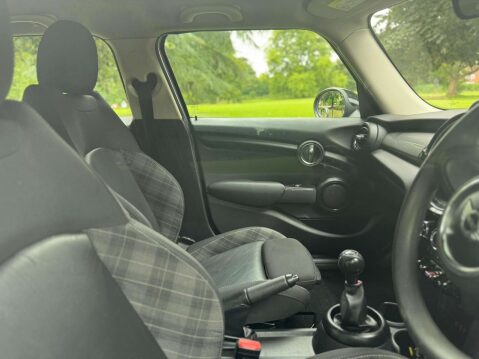 Mini Hatch 1.5 Cooper 5dr 29