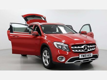2019 Mercedes-Benz GLA 2.1 GLA 200 Sport Executive D Auto 5dr photo